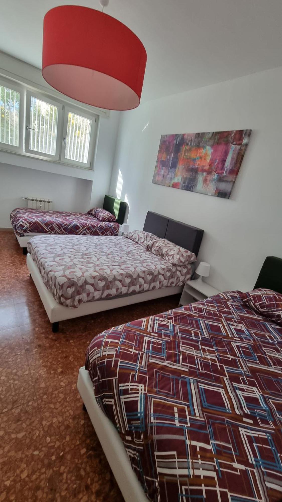 Bam Bam Tiburtina Guesthouse Rome Room photo